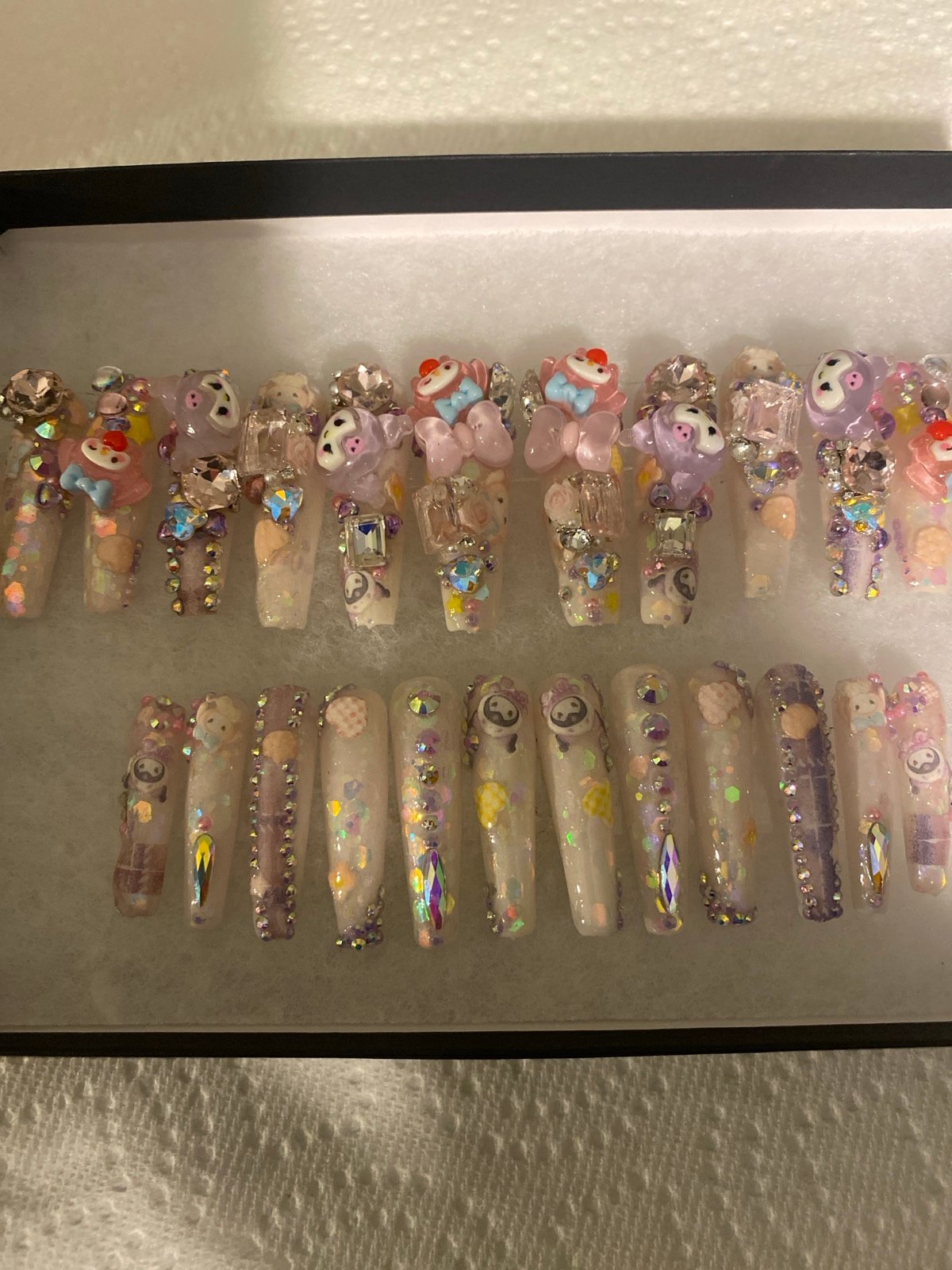 nails