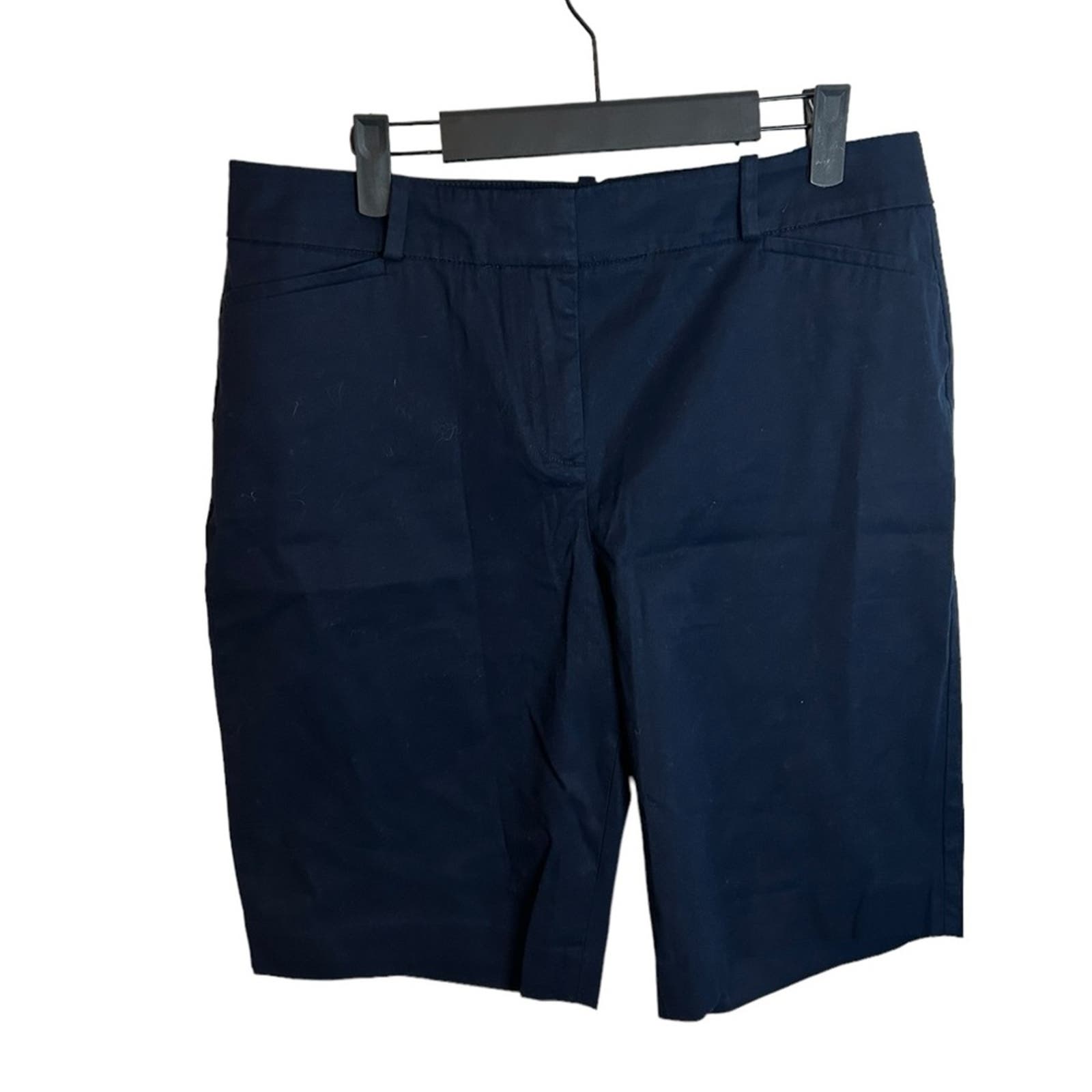 NWT TALBOTS NAVY BLUE WOMENS BERMUDA SHORTS