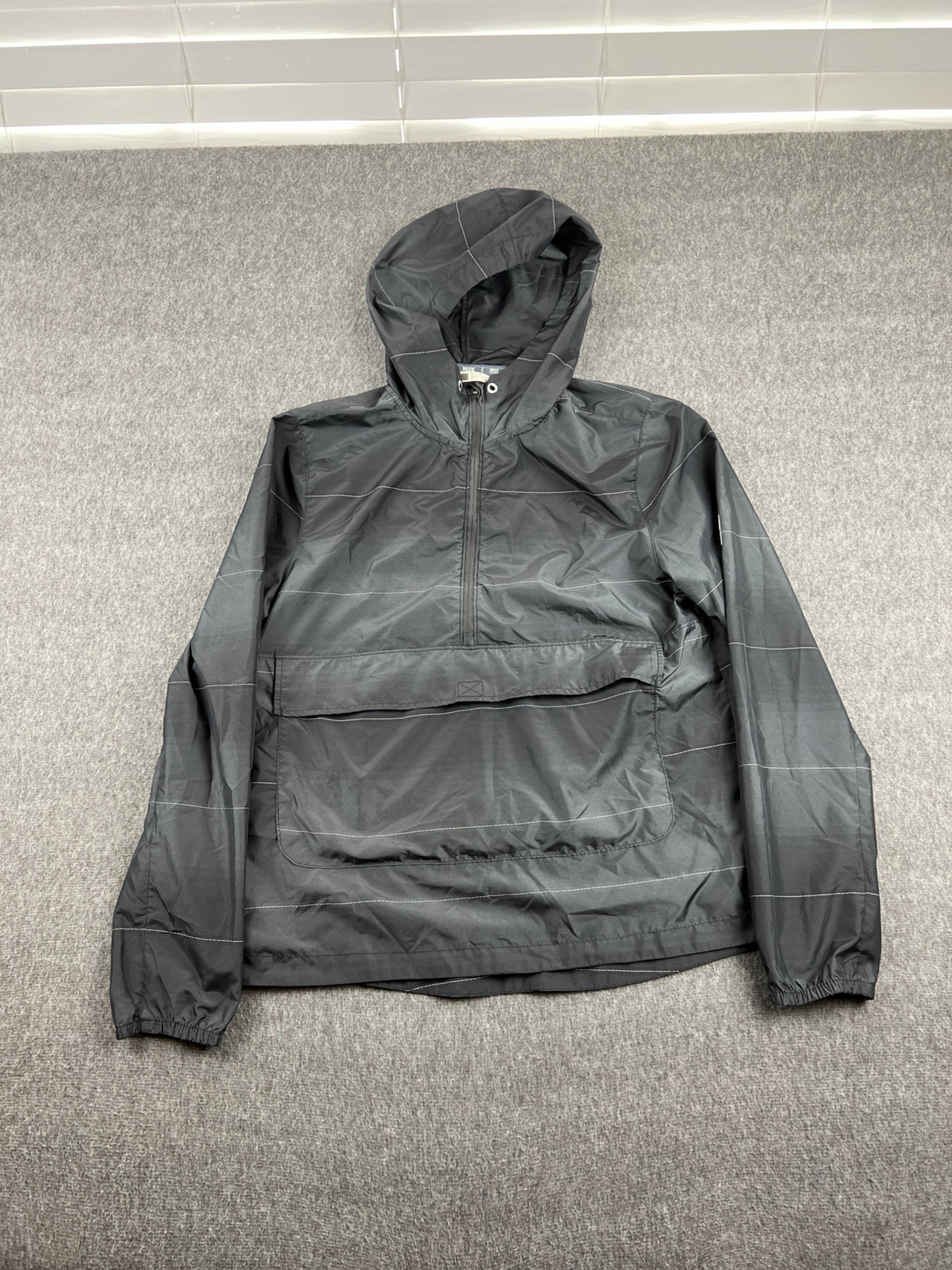 Victorias Secret VSX Windbreaker Pullover Sz Small
