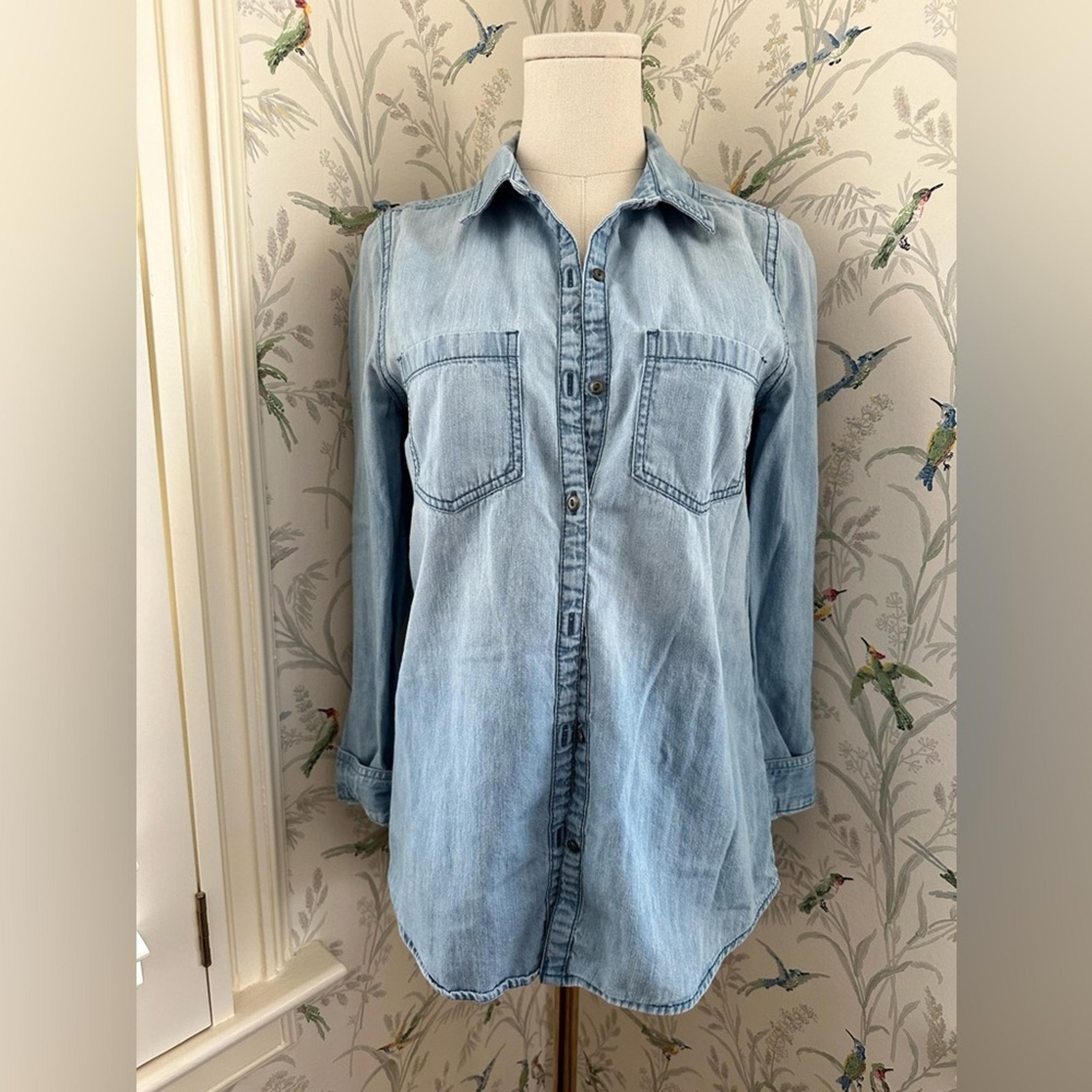 Melrose and market women’s denim long sleeves button down shirt size XS