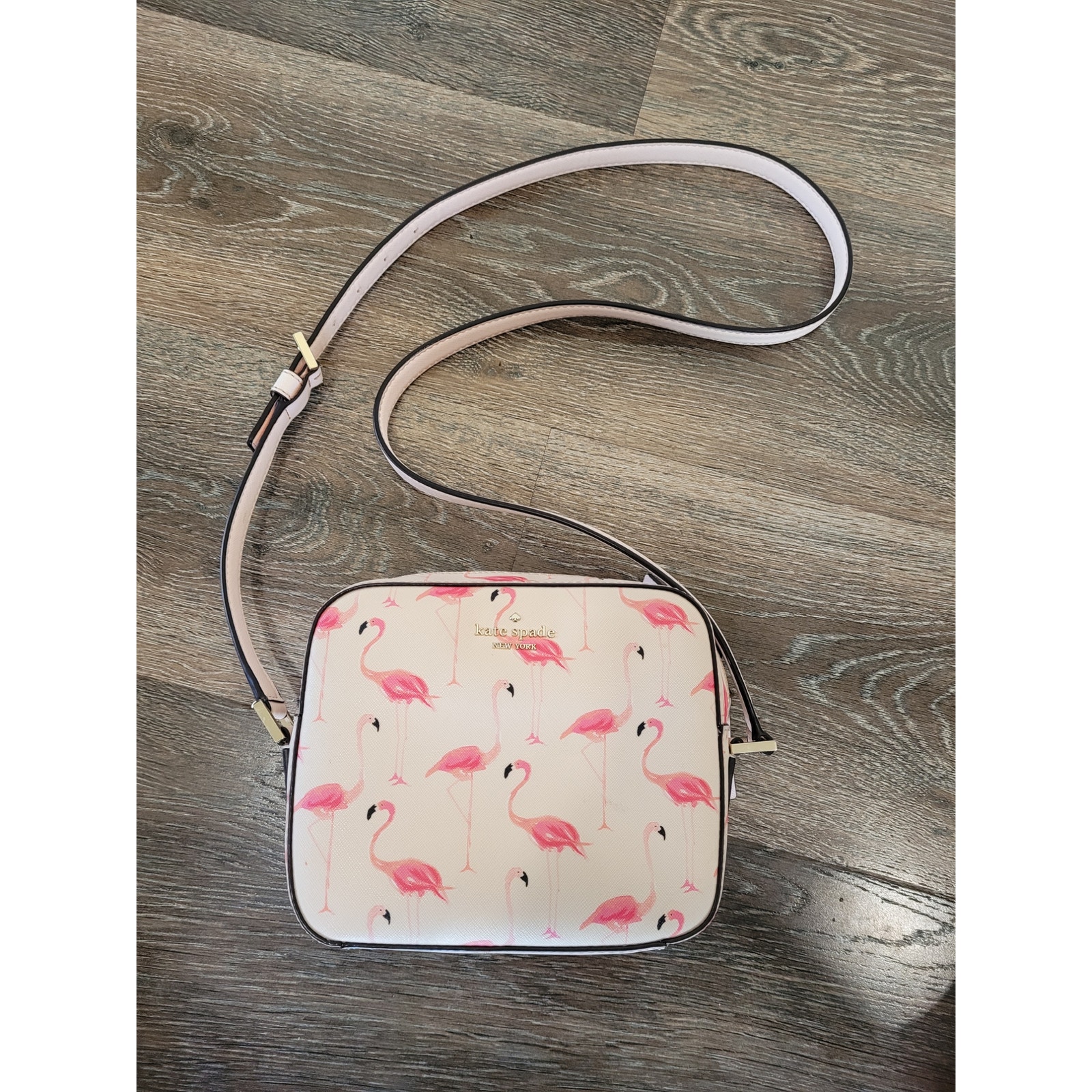 Kate Spade New York Newbury Lane Festive Flamingo Cammie Crossbody Handbag #hous