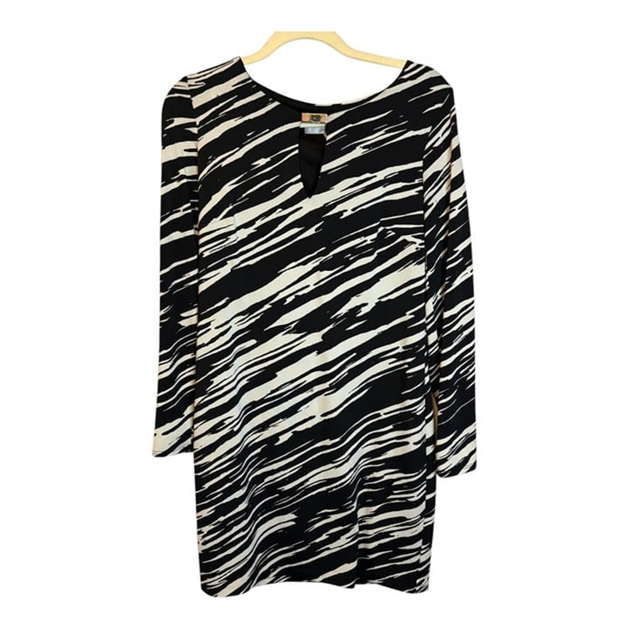 Trina Turk Dress Women's Size 6 Knee Length Stripes Black White
