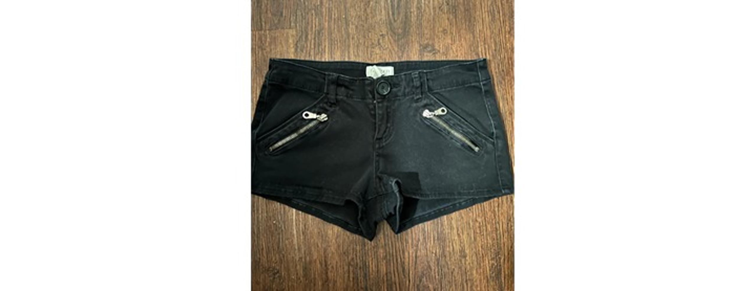 Women's / Juniors Shorts Forever 21 size 2