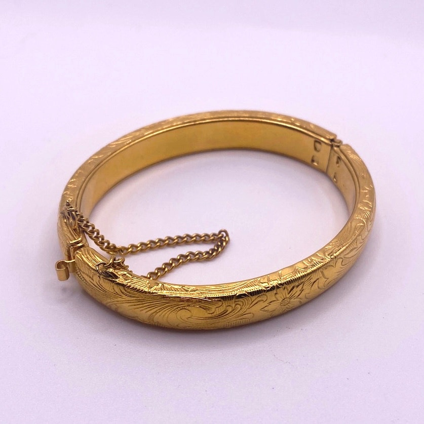 Vintage Gold Tone Bangle Bracelet Art Nouveau Revival Design 7”