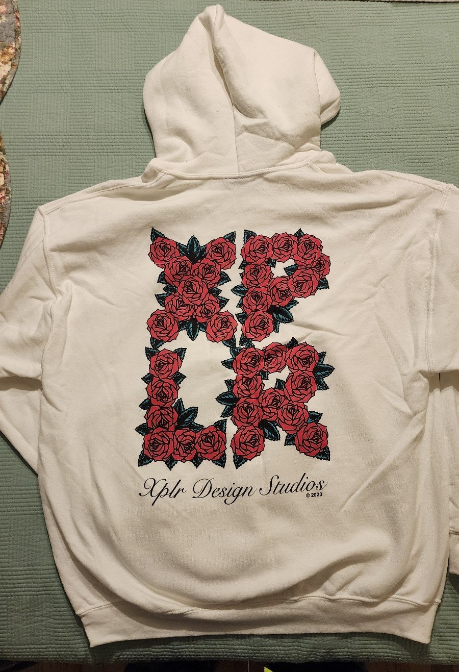 Sam & Colby XPLR Hoodie Roses XL