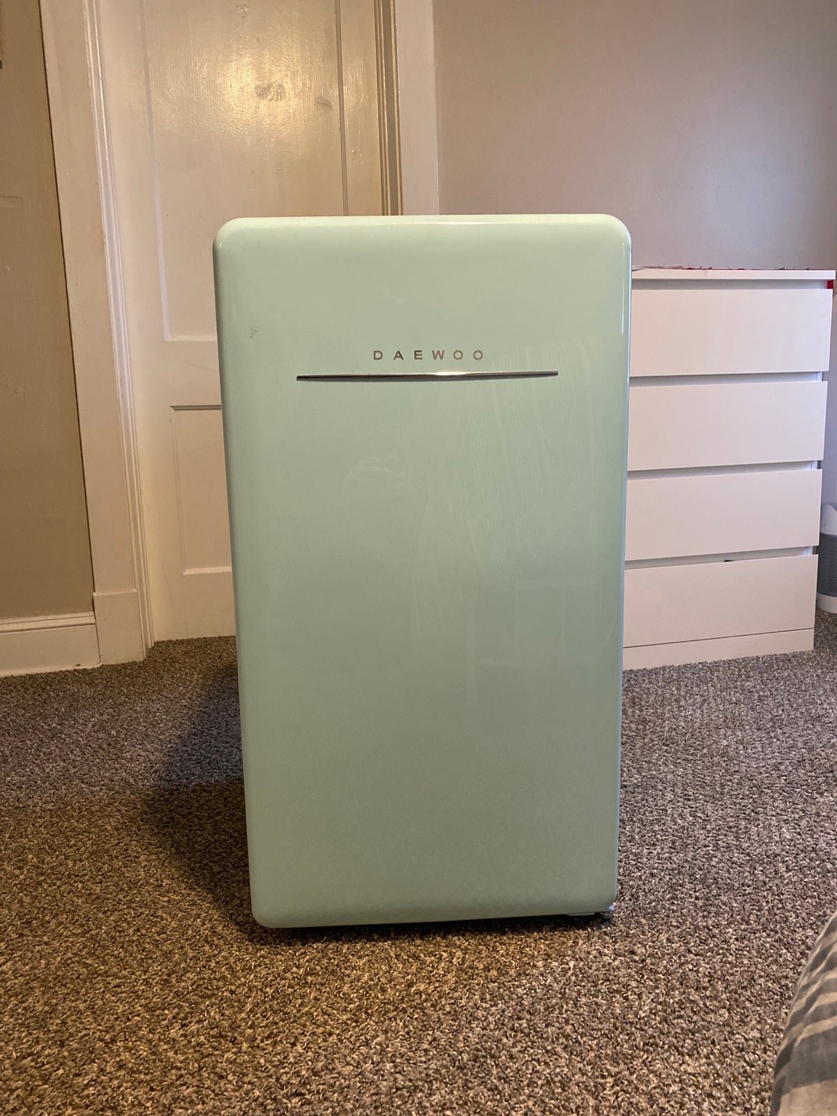 Retro mini fridge