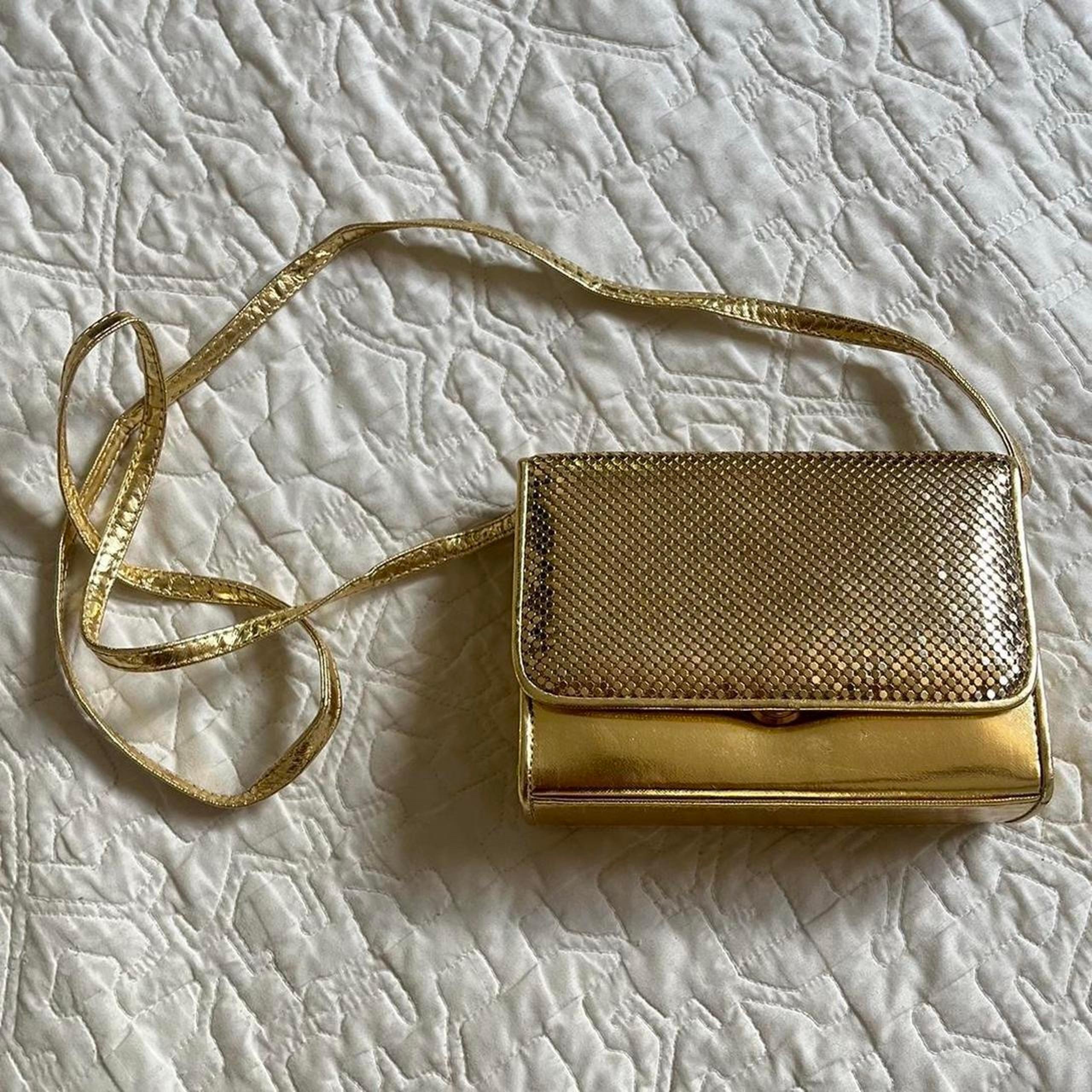Vintage gold mesh formal purse