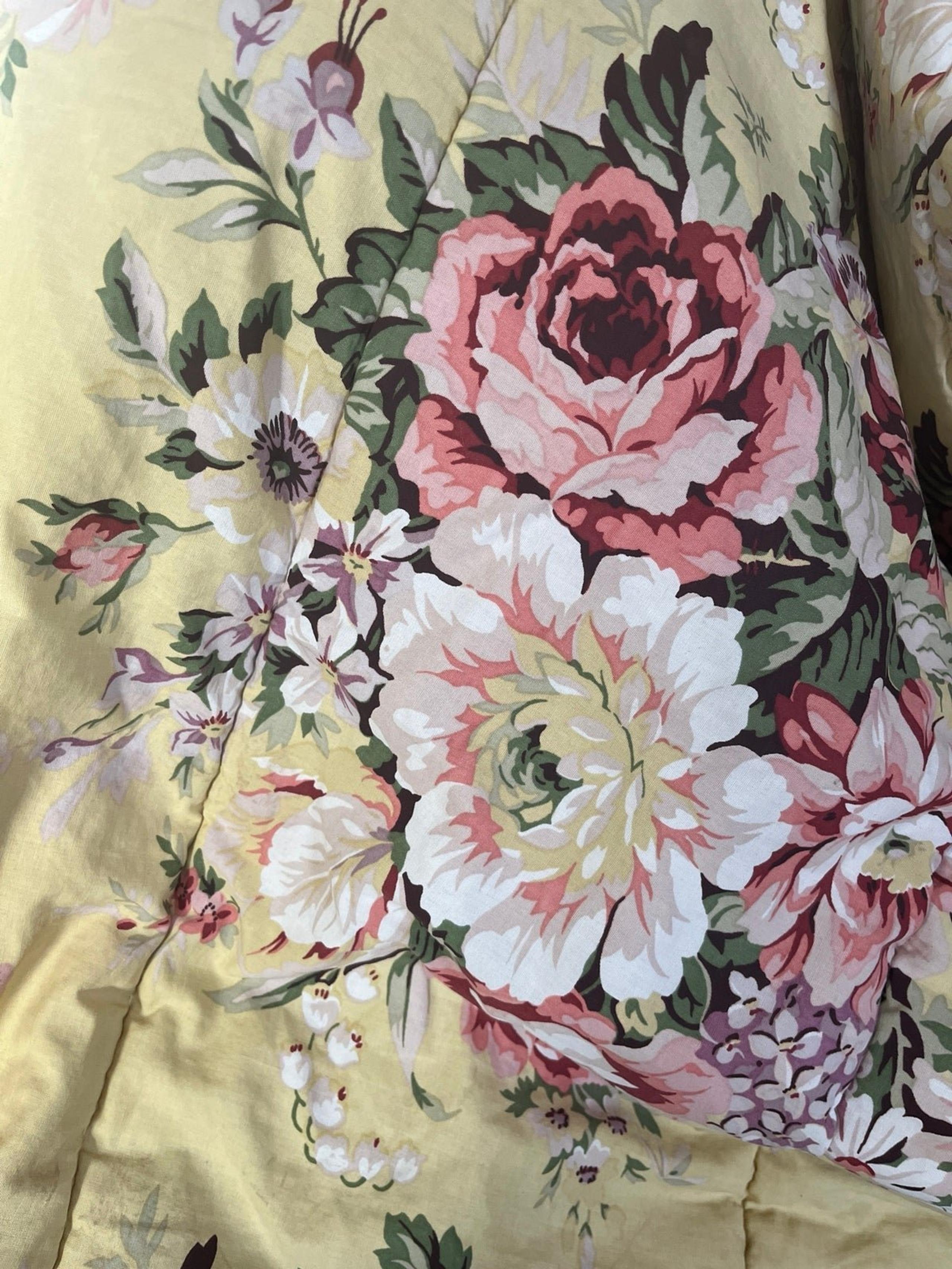 Vintage Evelyn Ralph Lauren Queen Comforter