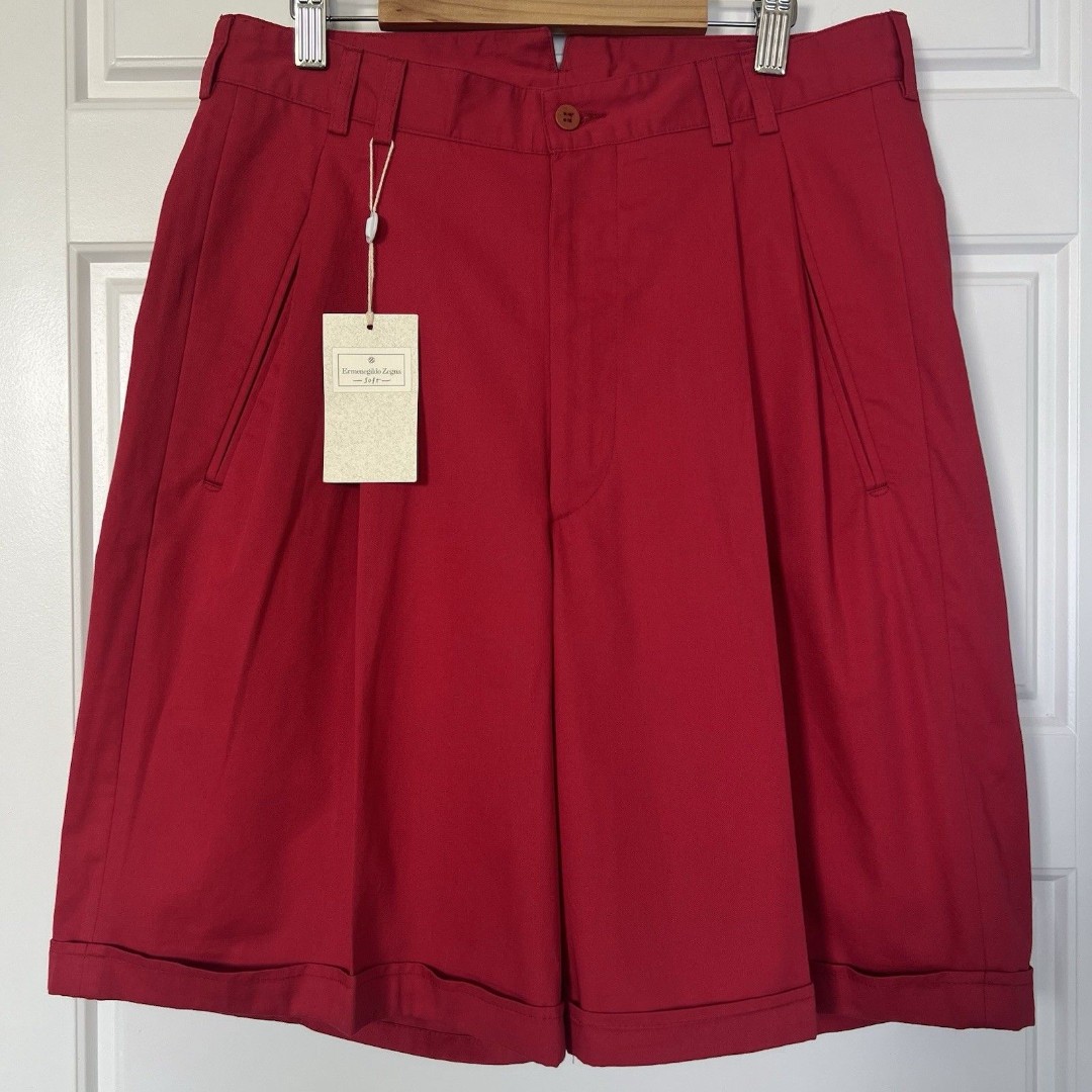 Ermenegildo Zegna Pleated Straight Leg Shorts Size 48 EU Red 31 Inch Waist NWT