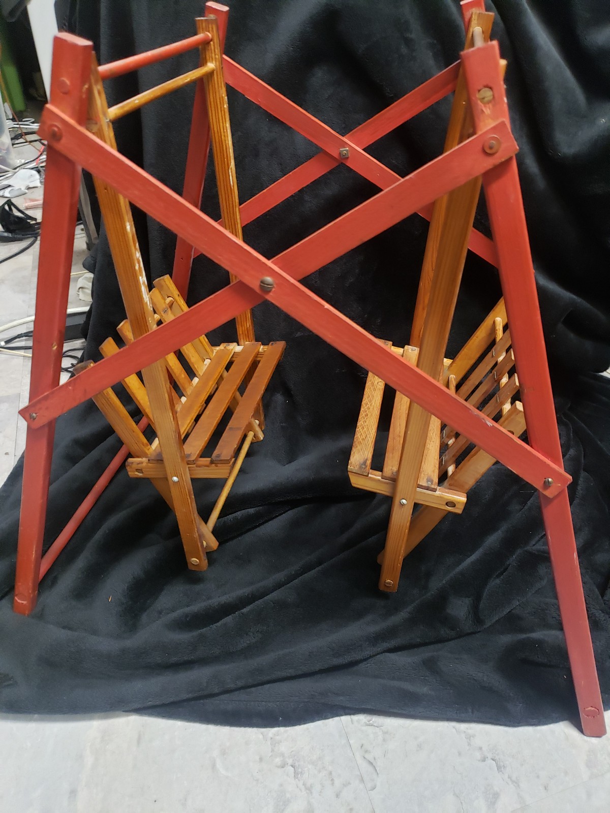 Doll swing