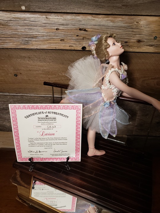 Ashton Drake Vintage Ballerina - Larissa The Dress Rehearsal With Dance Floor