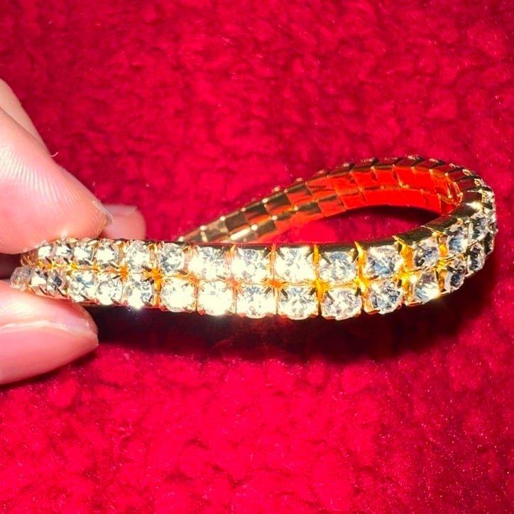 shiny iced gold stretchy Bracelet