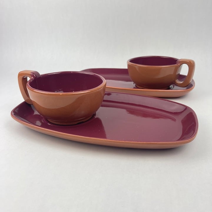Vintage Frankoma Two Tone Terra Cotta Plum Red Snack Plates With Cups Set of 2