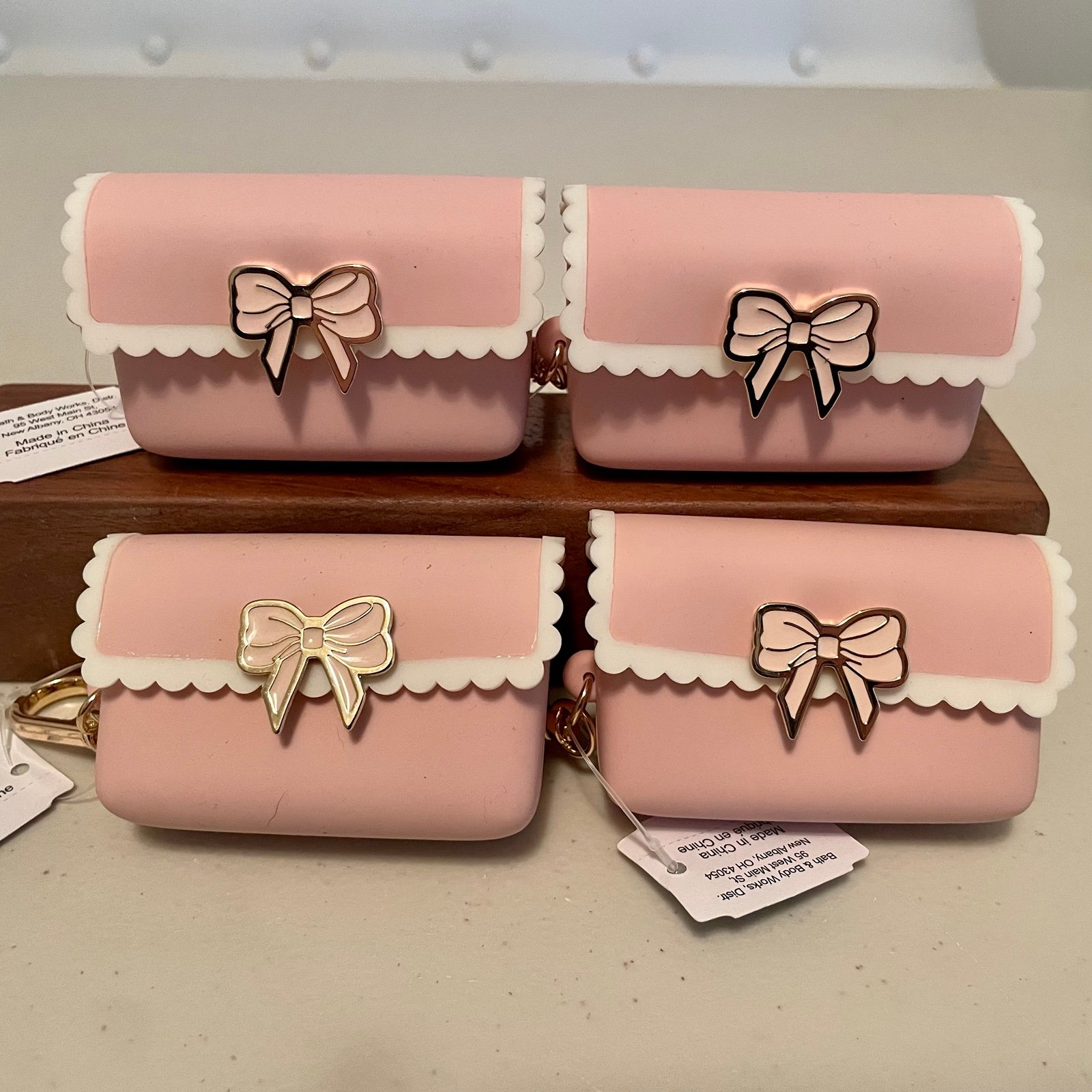 Bath & Body Works Bow Coquette Snap Pocketbac Sanitizer Holder x4