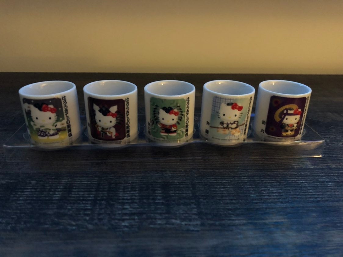 exclusive designs Brand new set of 5 shot ceremic cup Hello kitty Toys & Collectibles exclusive designs Brand new set of 5 shot ceremic cup Hello kitty Toys & Collectibles