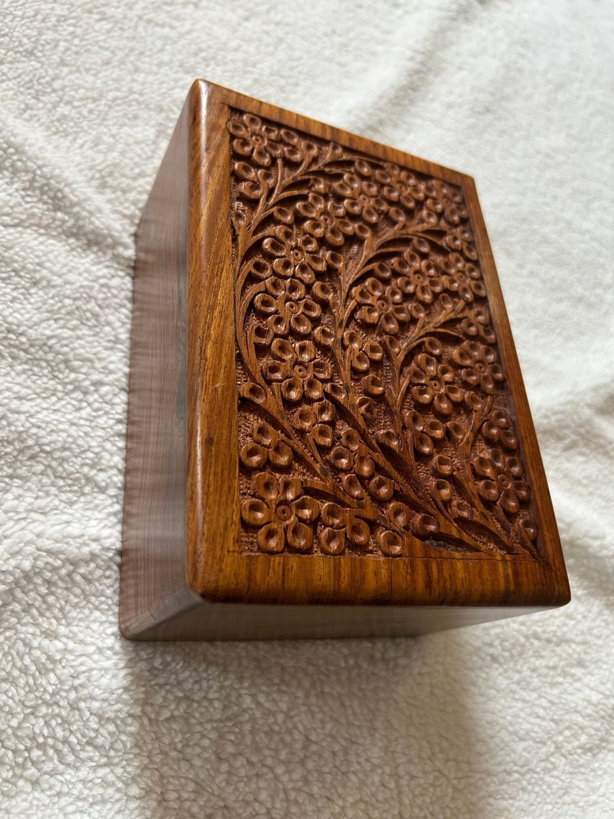 Hand-Carved Wooden Keepsake Box (Large)