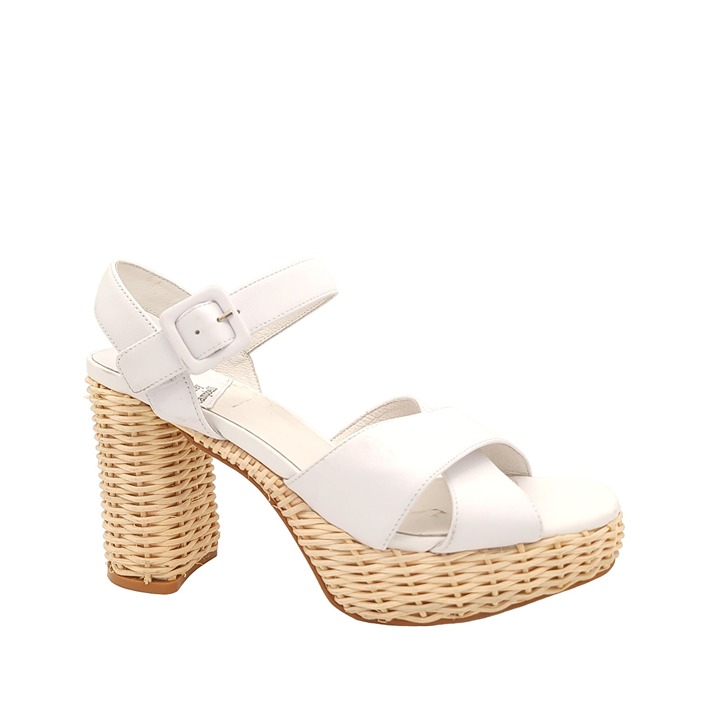 NEW Jeffrey Campbell Platform Sandals Womens 10 White Leather Whicker