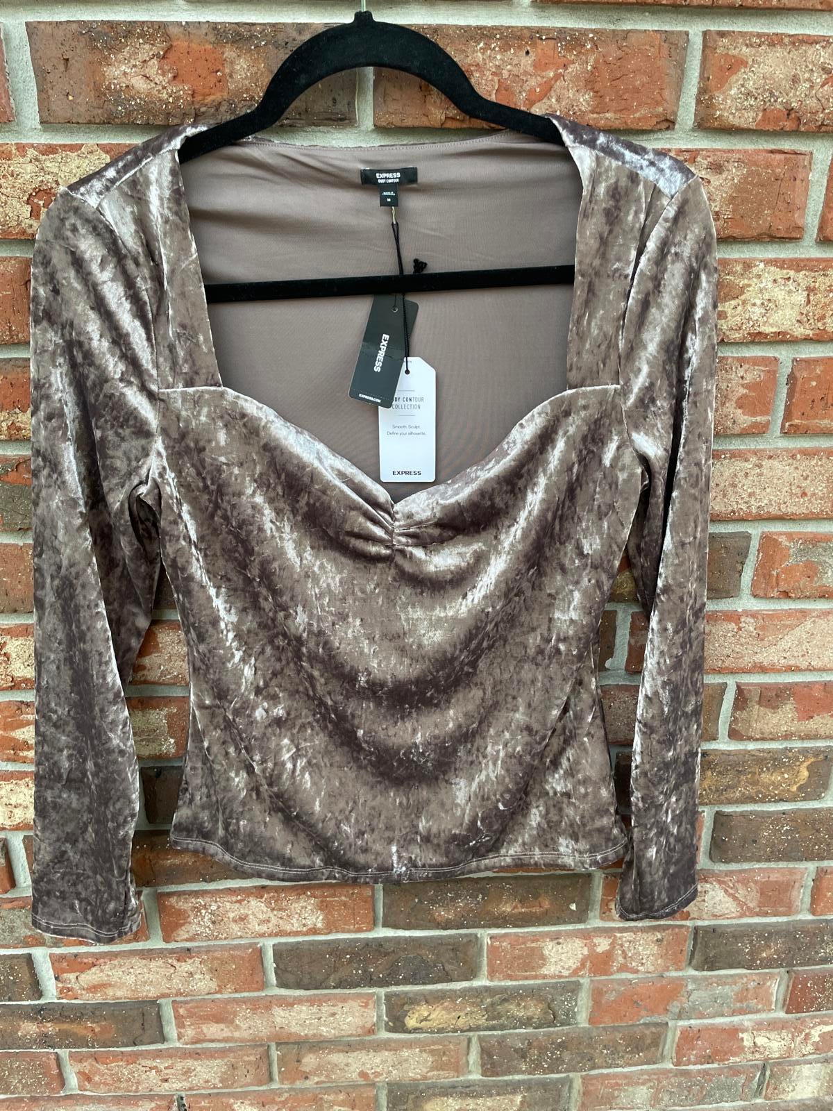 Womens express body contour collection top medium