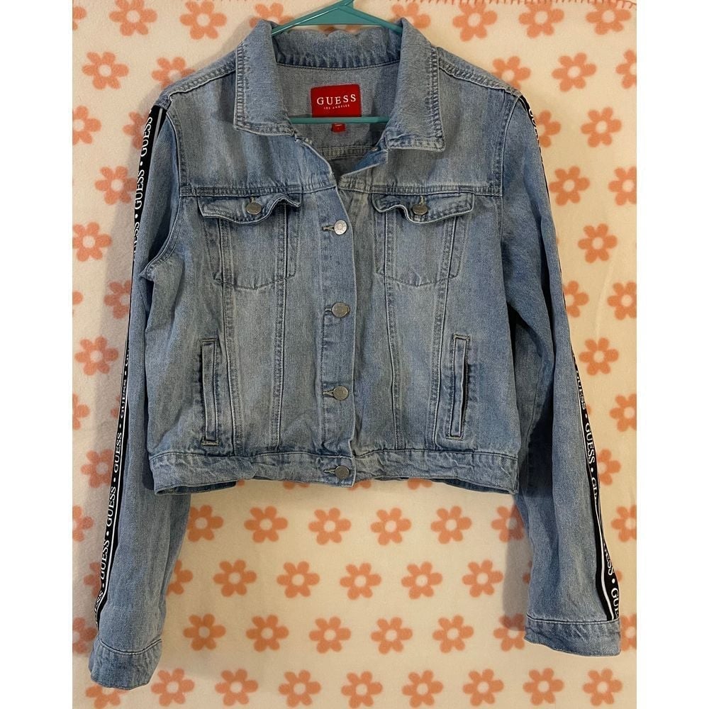 GUESS Cropped Denim Jacket with Logo Stripe Sleeves Light Wash Size Large