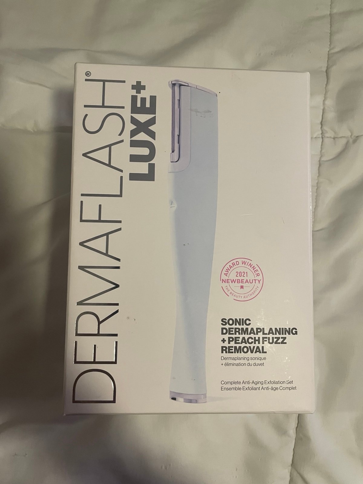 Dermaflash Deluxe - Derma-planning + peach fuzz removal