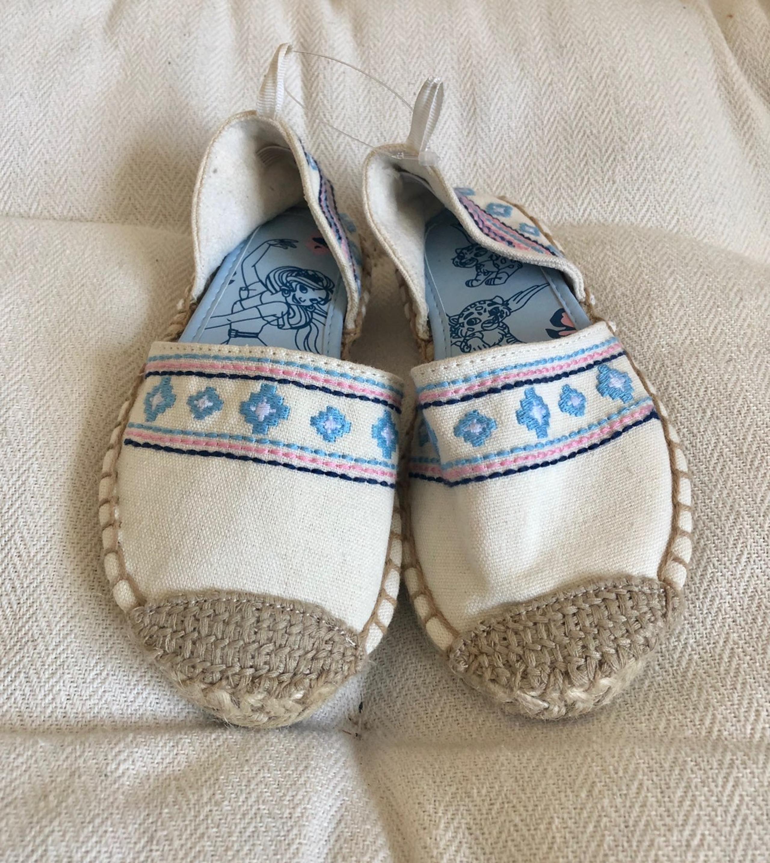 Disney Espadrilles Size 9T