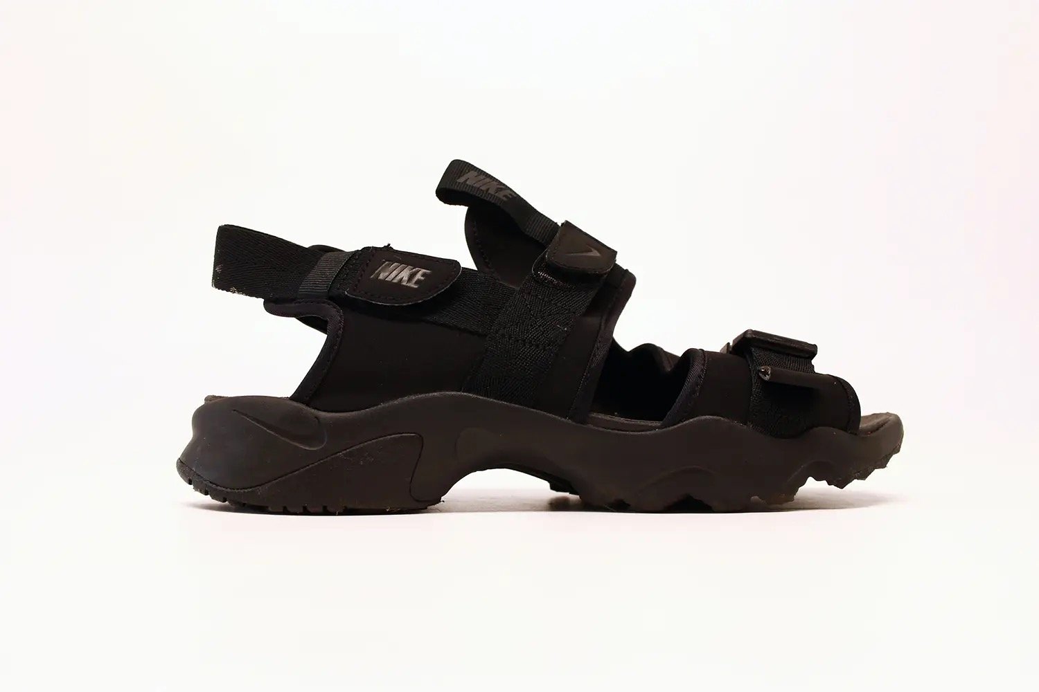 Nike Canyon Sandal 'Triple Black' sz 12