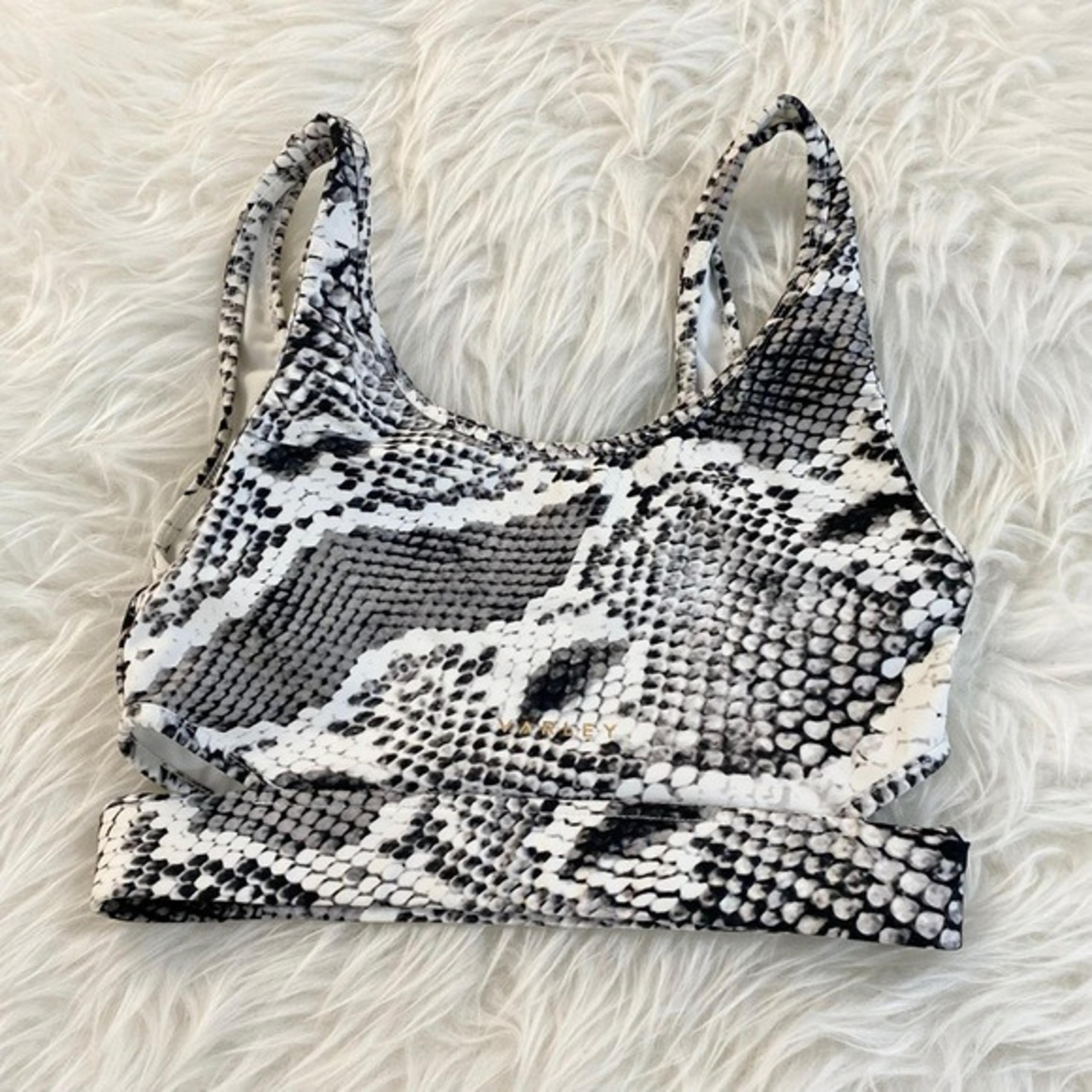 Varley Women’s NWOT Size XXS Snakeskin Black White Sports Bra