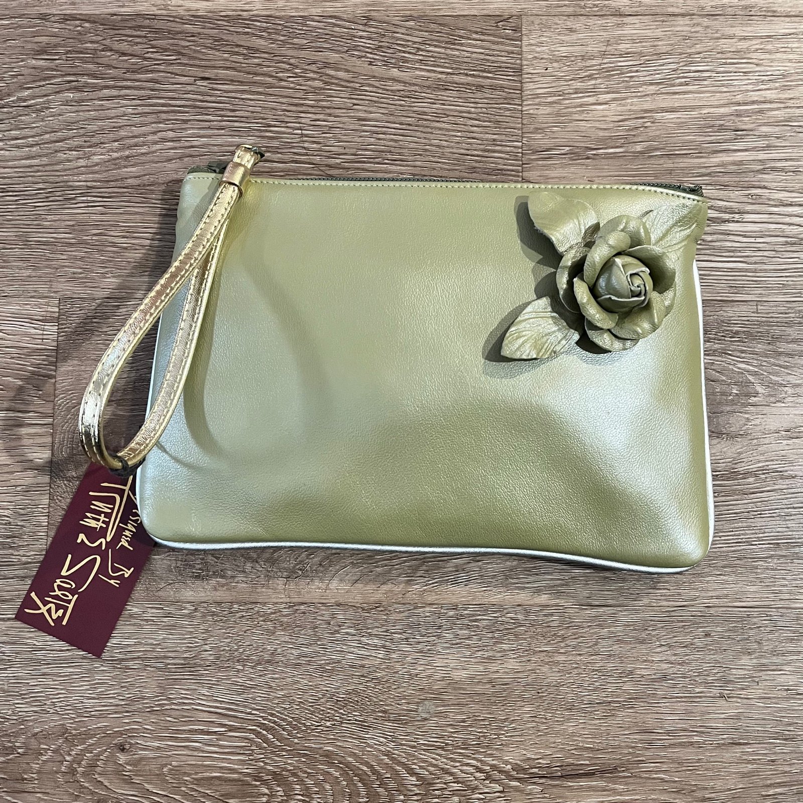 NWT {Ruth Saltz Designs} Clutch