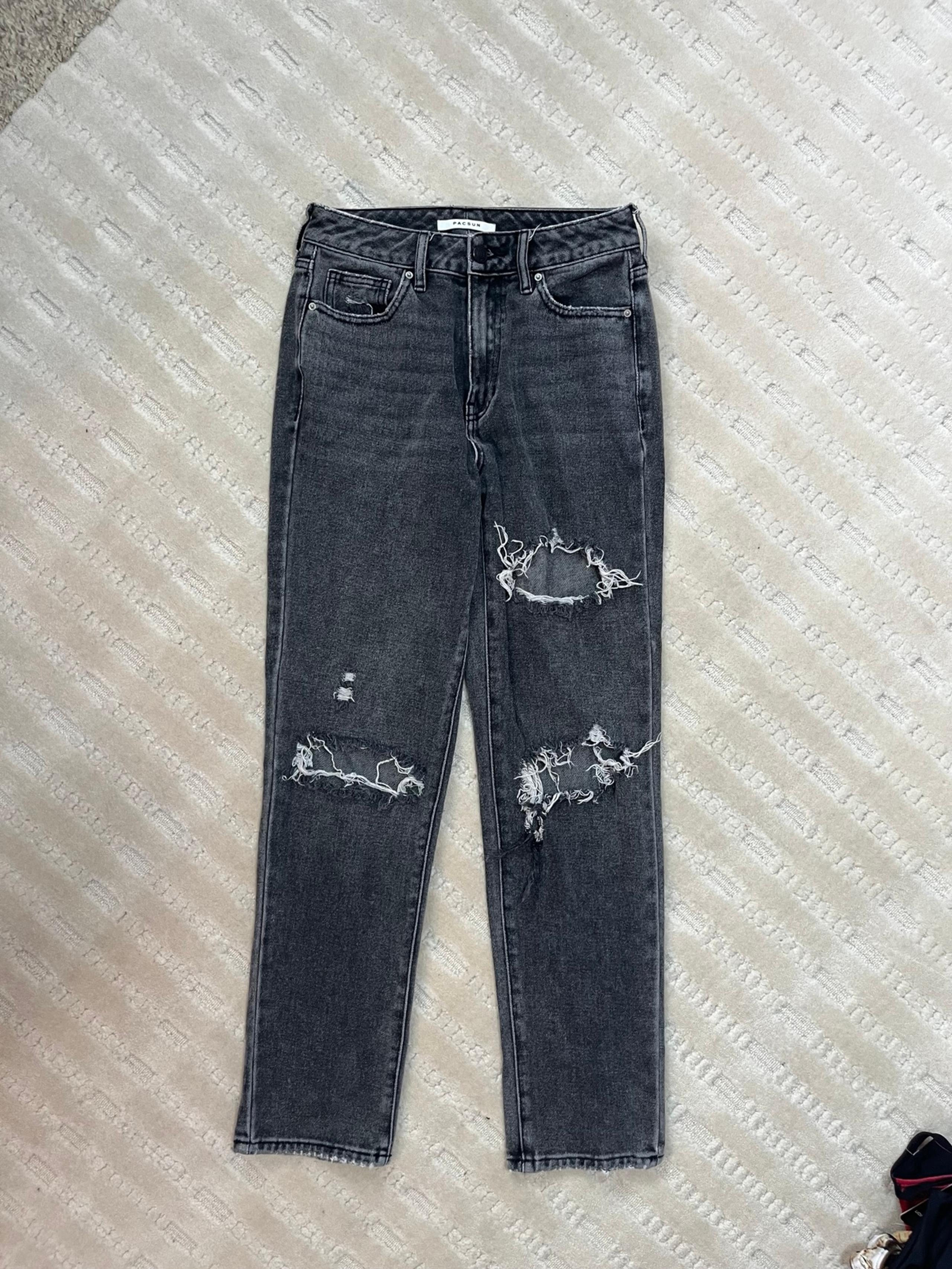 Vtg Pacsun grey distressed mom jeans