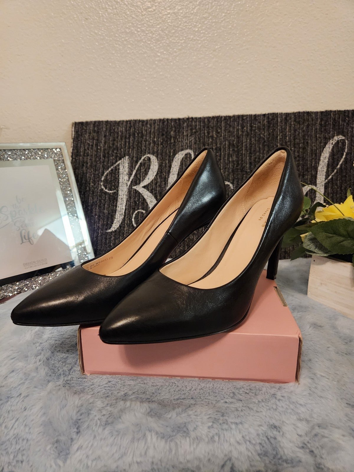Cole Haan Black Heels EUC Size 8