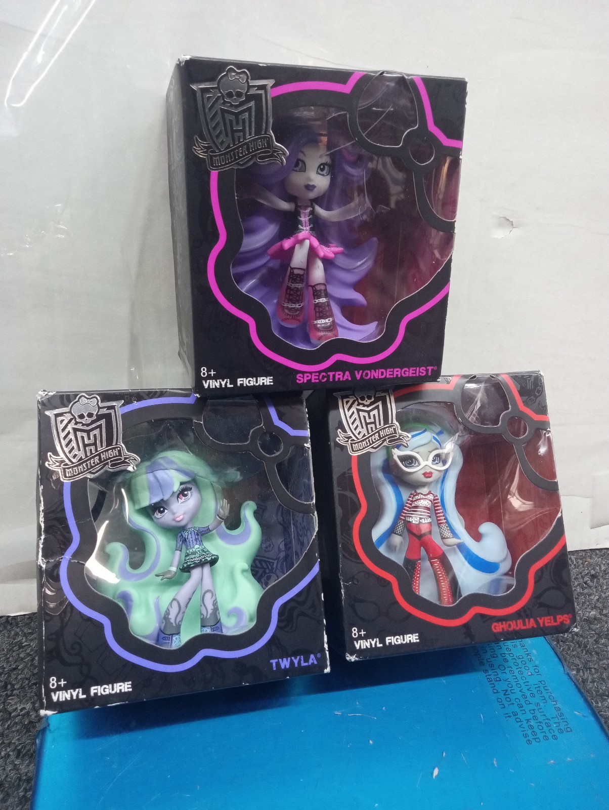 Three Monster High vinyl figures TWYLA / GHOULIA YELPS / SPECTRA VONDERGEIST