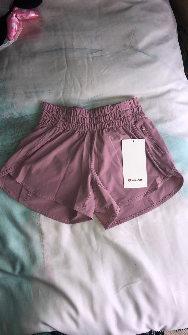 NEW Lululemon Tracker LR Short 4” Lined