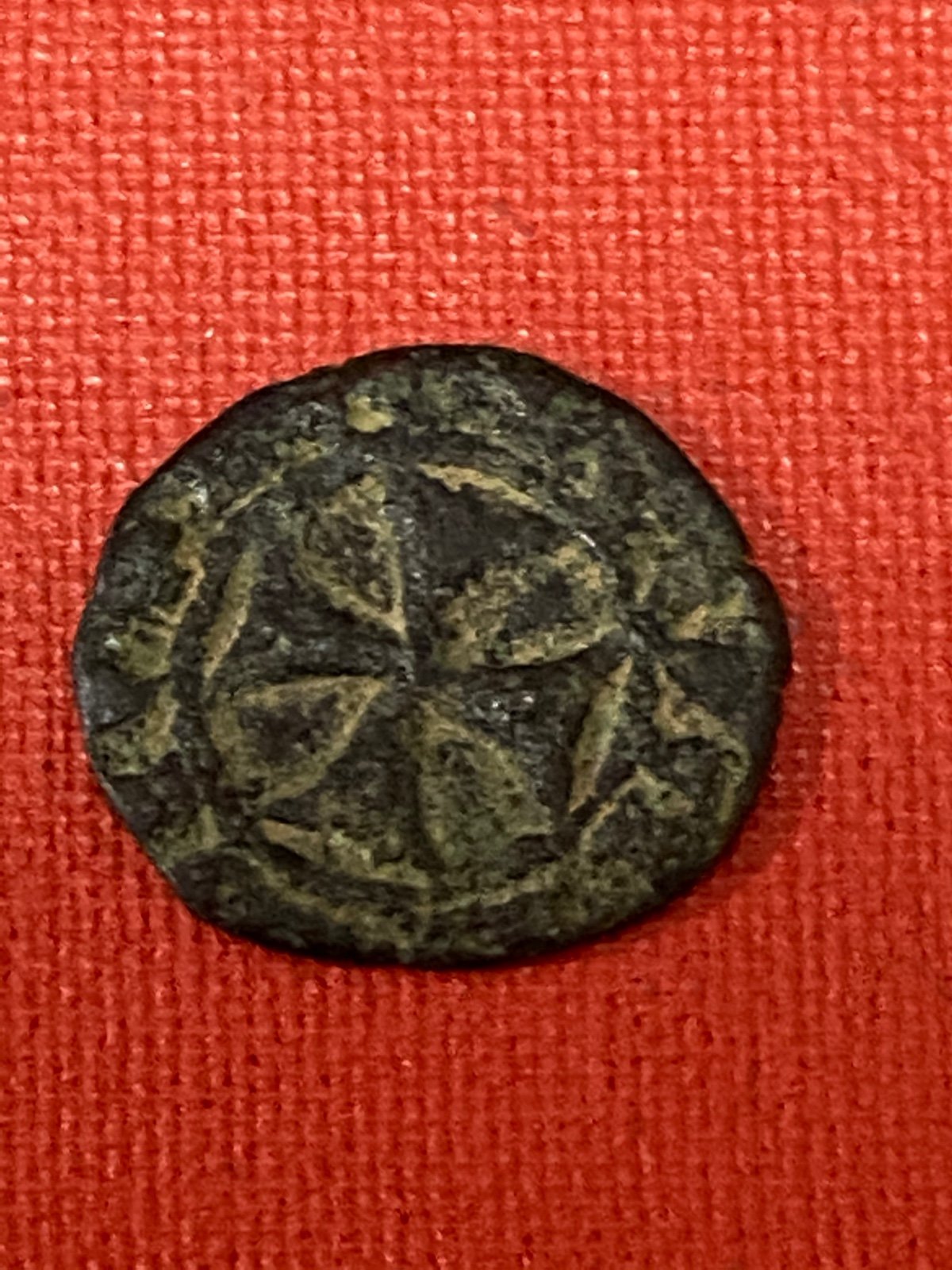 Crusader coin 1300AD Templar cross