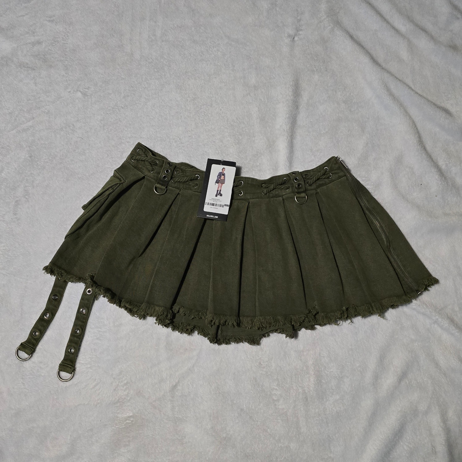 Darker Wavs Switch Pleated Mini Skirt - Green XXL