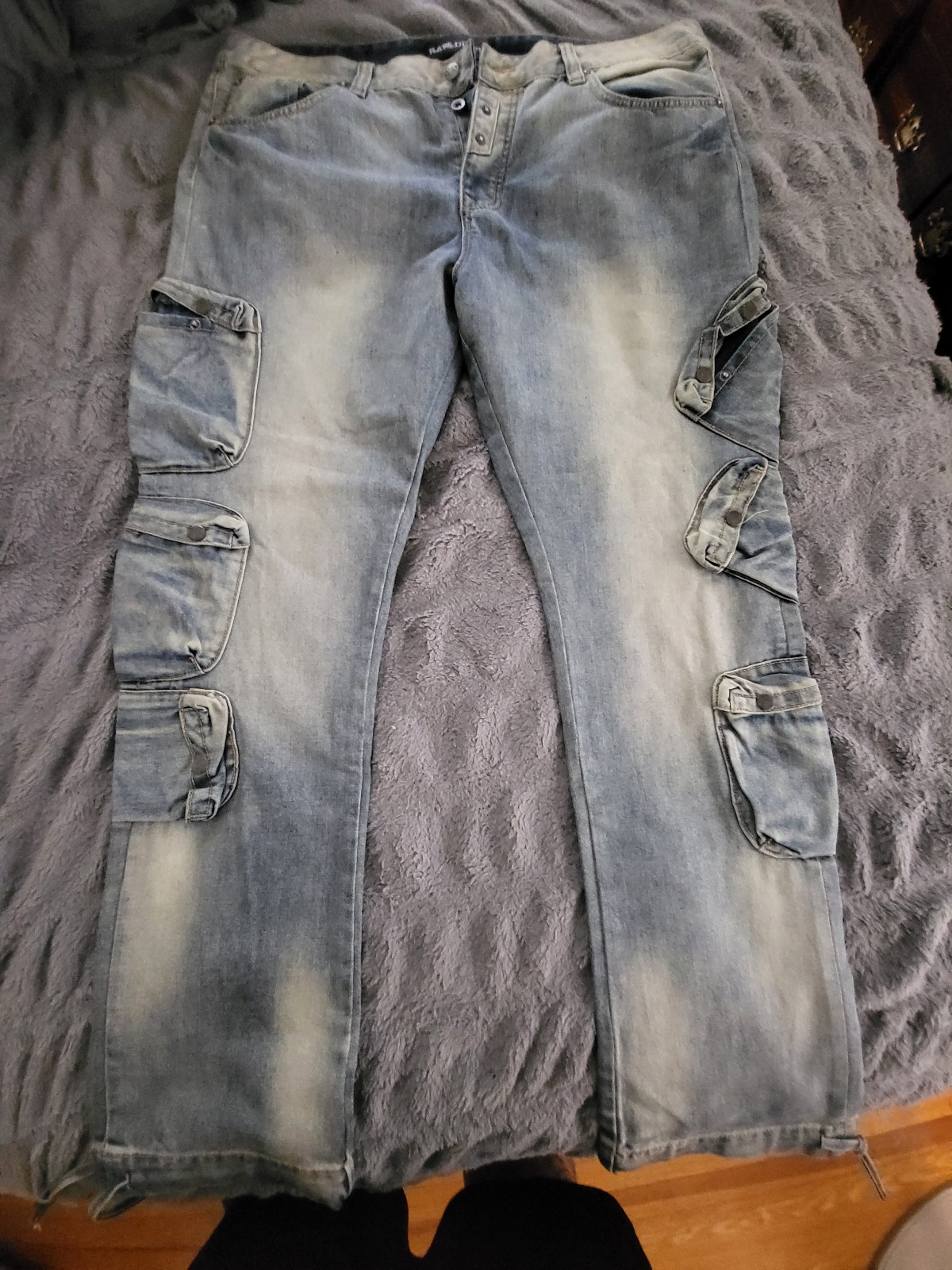 jeans