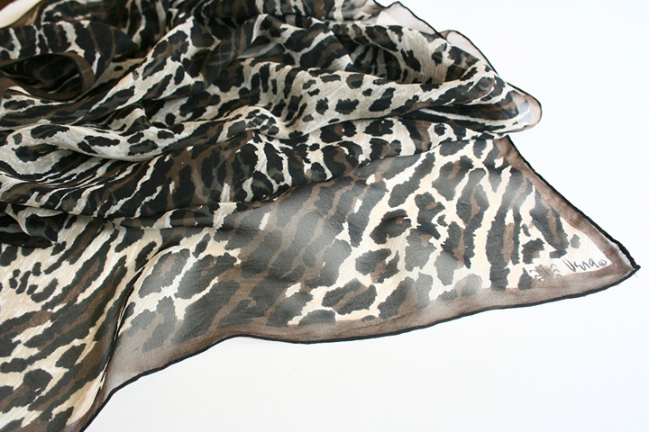 Vintage Vera Neumann leopard print scarf animal print sheer oblong black brown