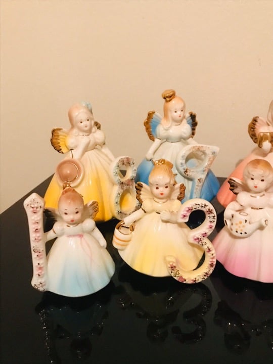 8 Josef Originals Figurines