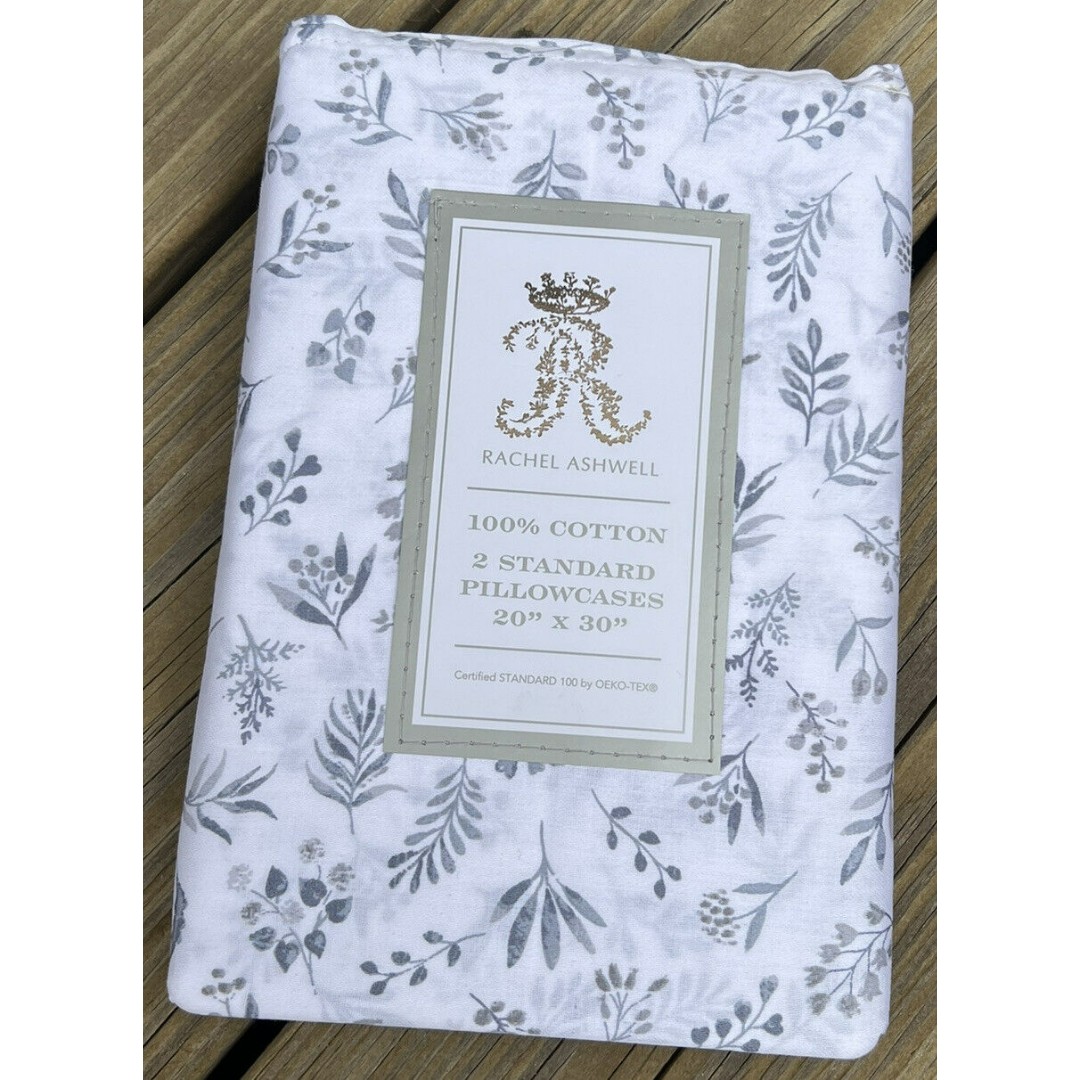Rachel Ashwell 2 Standard Pillowcases White /Gray Flowers 100% Cotton New