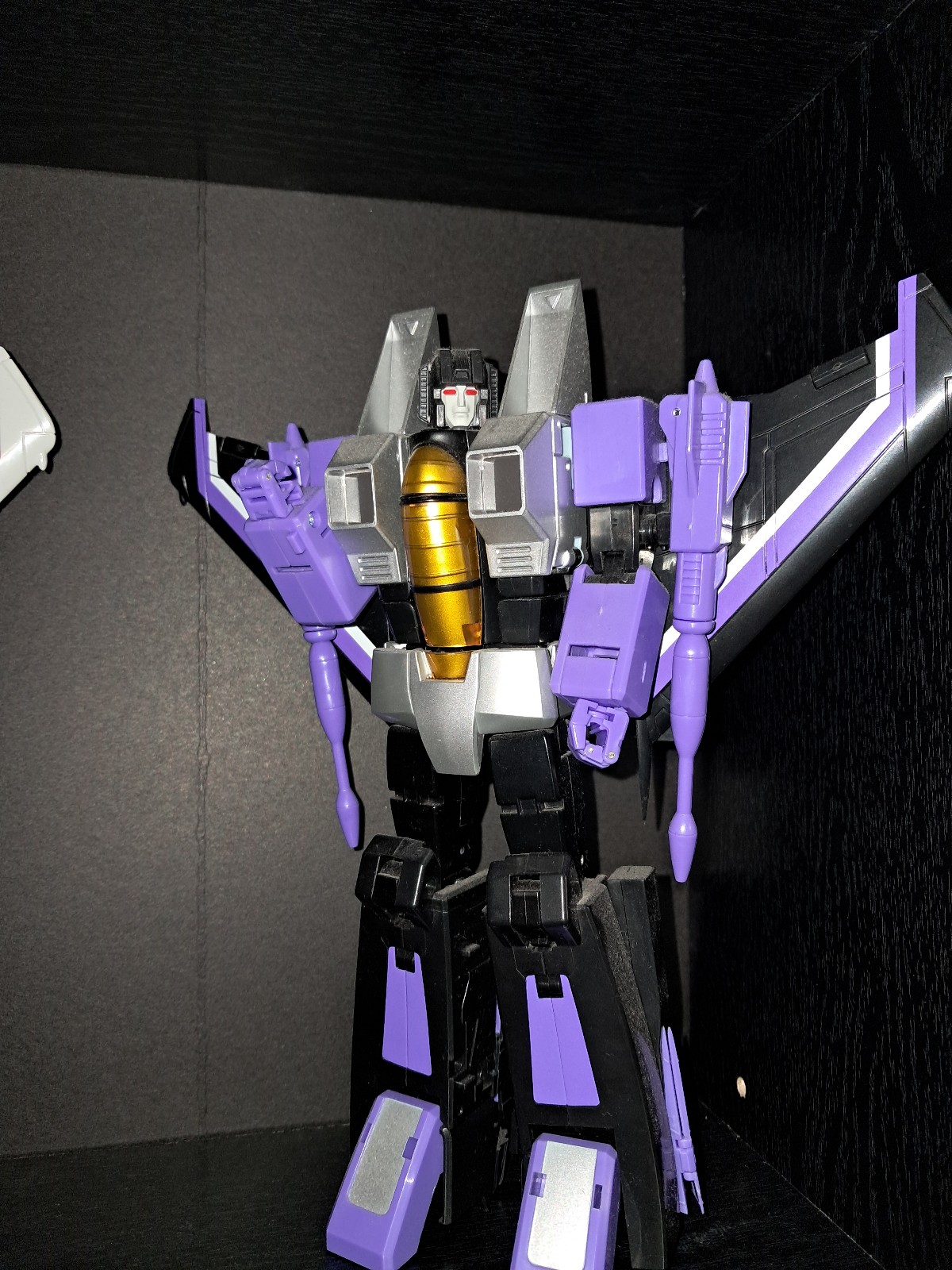 Maketoys skywarp