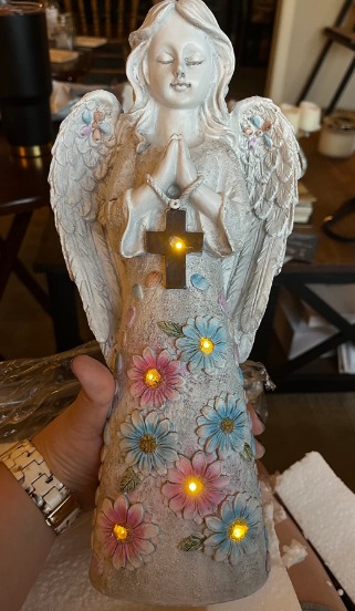 Angel Garden Figurine Outdoor Statue Solar Garden Sculpture with 7 LEDs Welcome