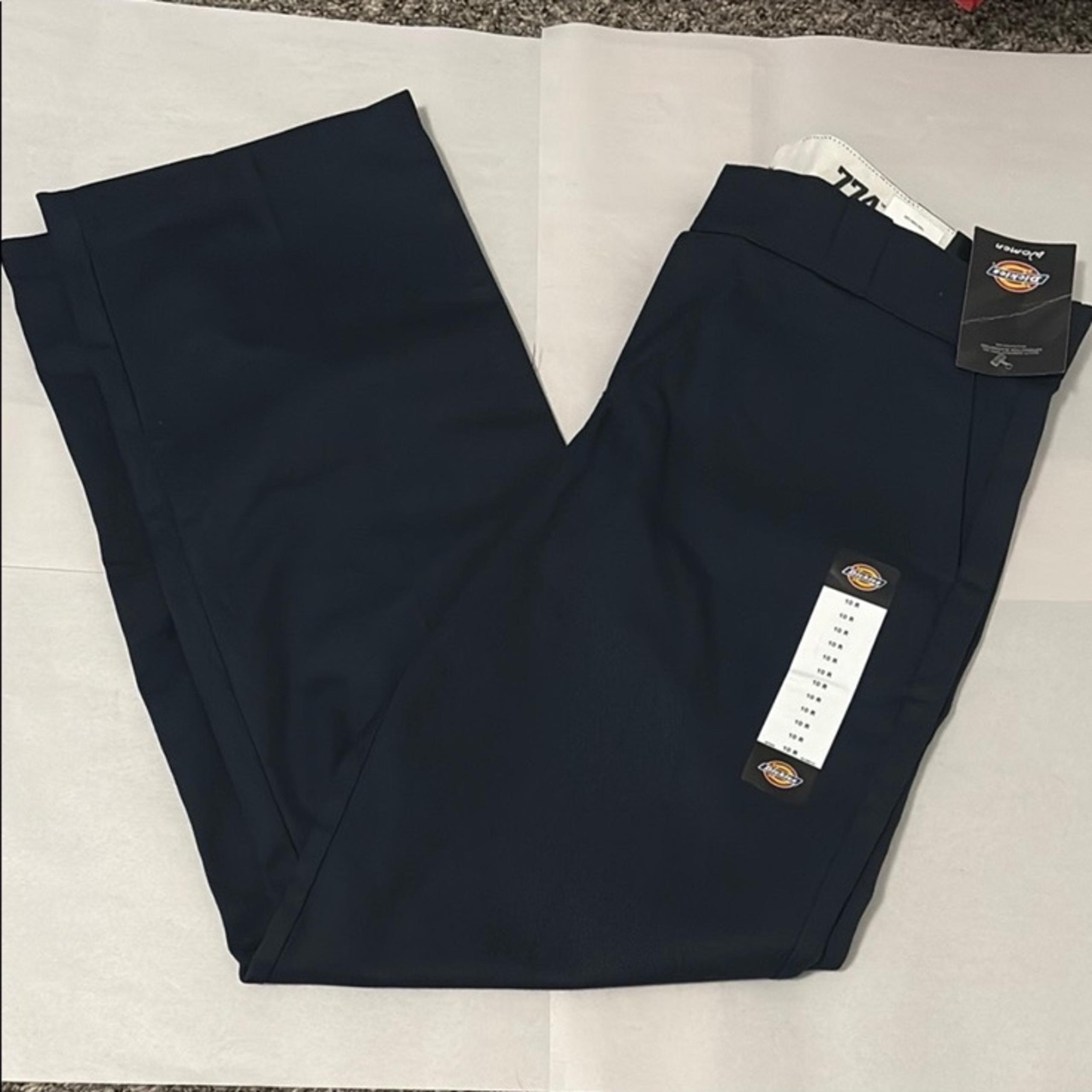 NWT Dickies 774 original fit women’s work pants