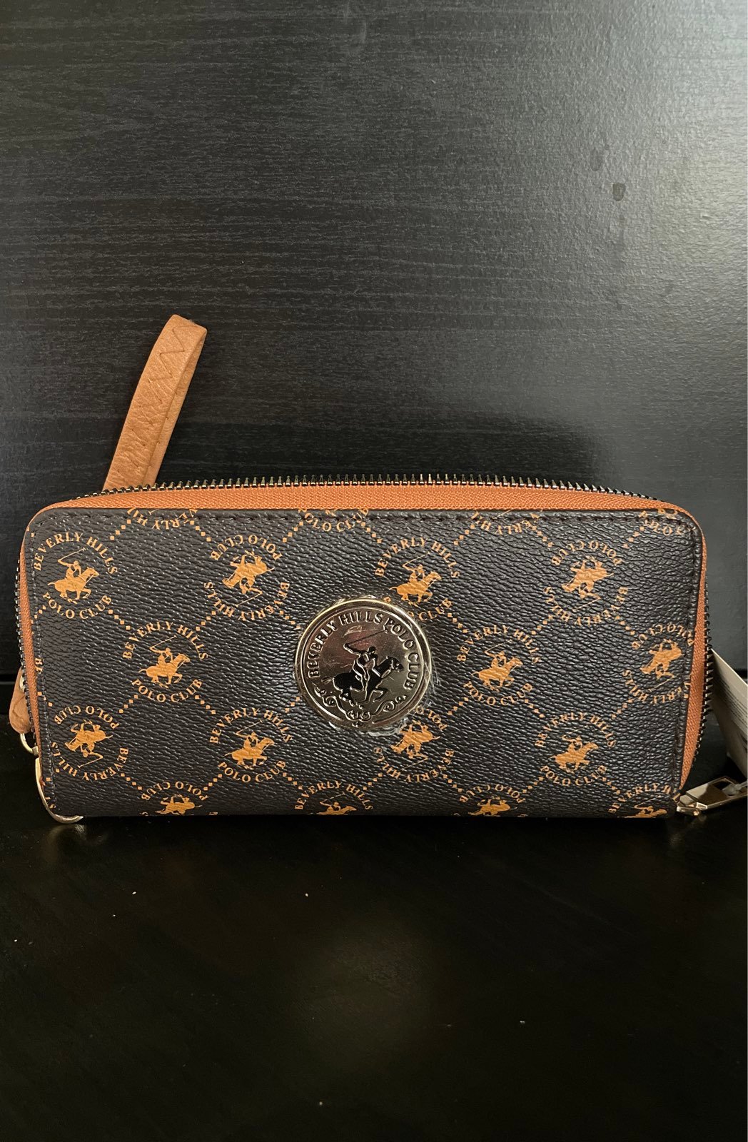 we offer various famous brand Polo Hills Beverly Club Wallet Wrist Women we offer various famous brand Polo Hills Beverly Club Wallet Wrist Women