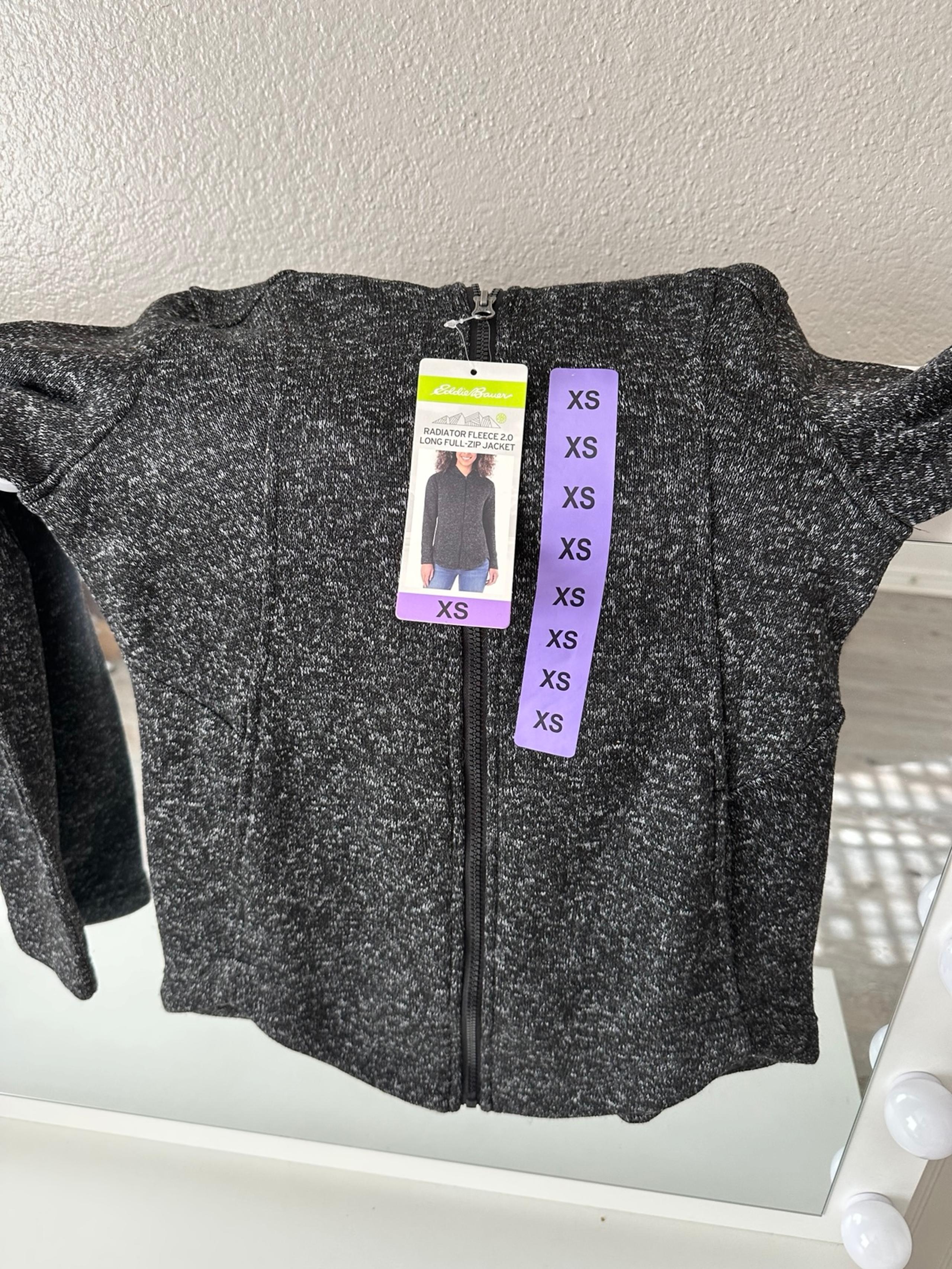 Women’s zip up