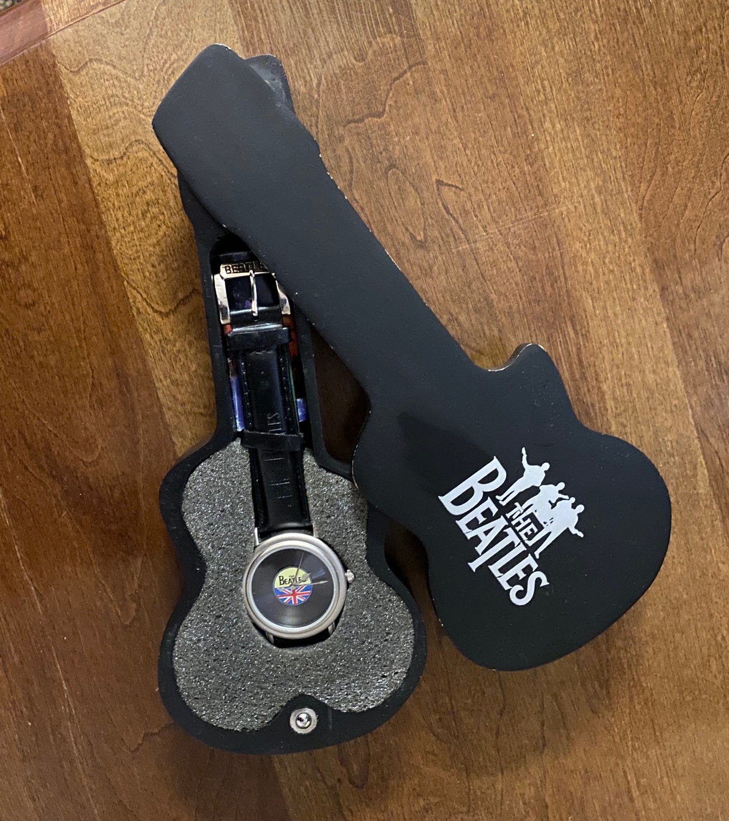 The Beatles Limited Edition Watch New In Guitar Shaped Box