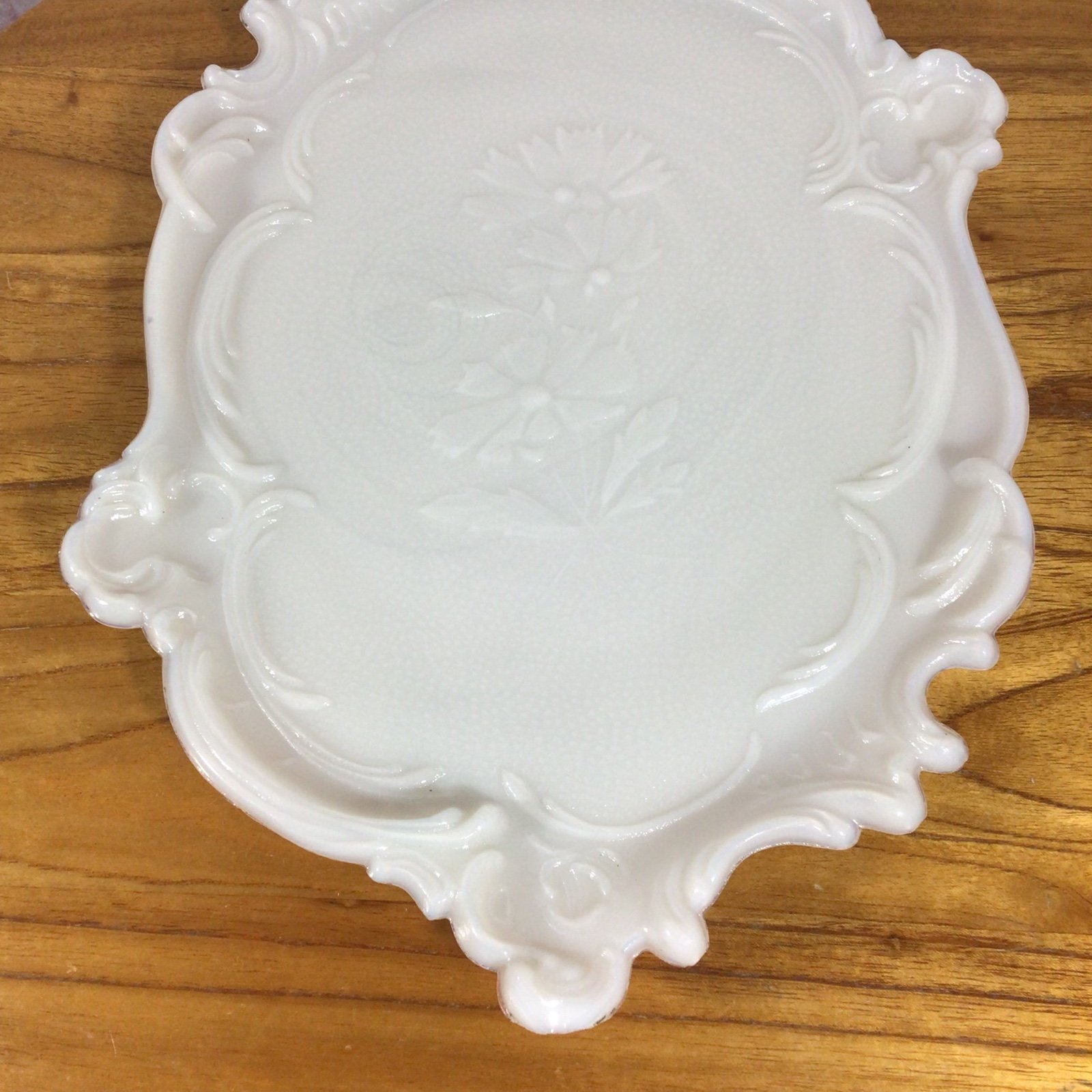 Antique Floral hotsell White Milk Glass Dresser Tray