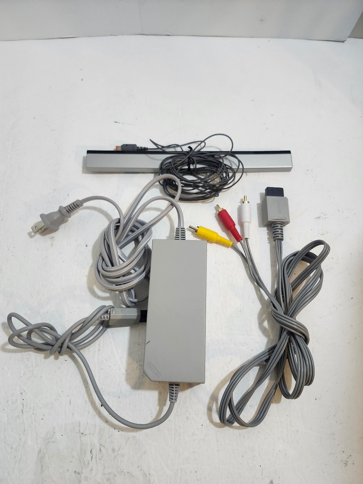 OEM Nintendo Wii Power Cord, AV Cable, Sensor bar | Tested