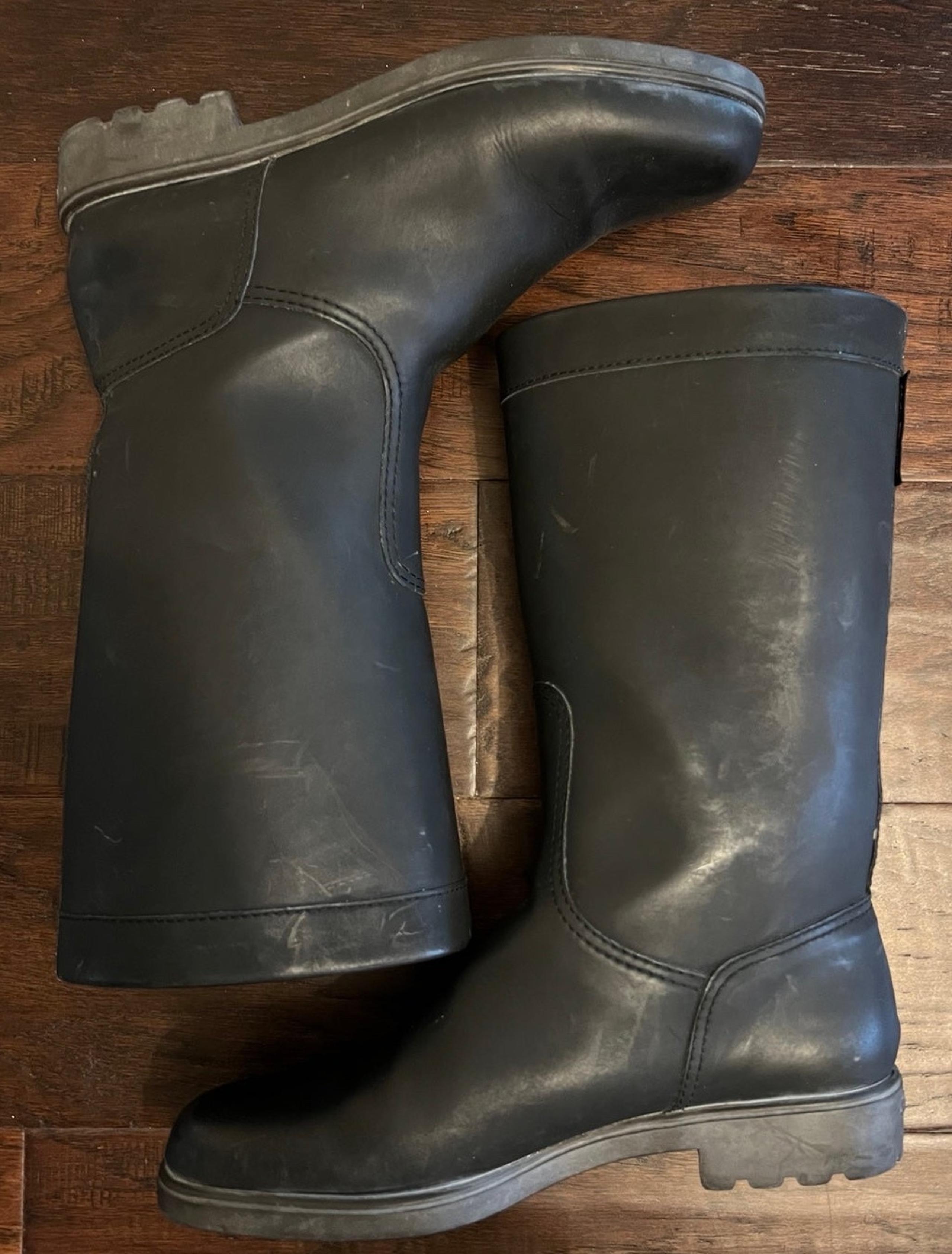 salvatore ferragamo rubber rain boots women's 7.5