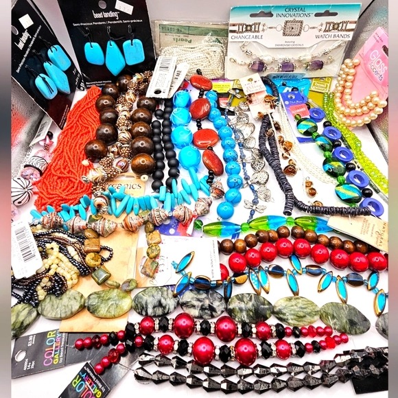 Lot of 34 Brand New Beads Stone Glass Plastic Wood NWT Costume Fashion Jewelry