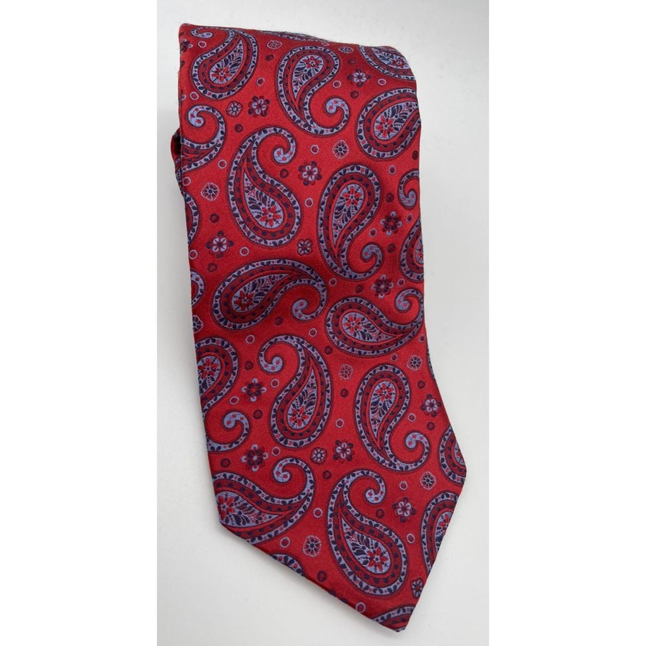 HART SCHAFFNER MARX Men's 100% Silk Necktie USA Designer PAISLEY Red NEW