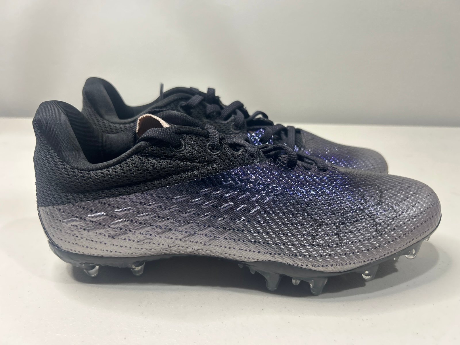 Size 9 Women Under Armour Blur Smoke MC Lacrosse Cleats Iridescent